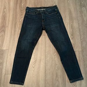 Banana Republic size 30 skinny jeans